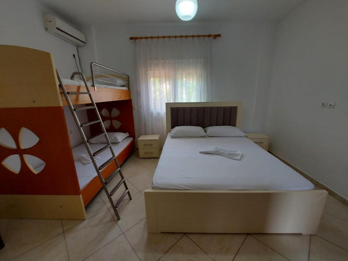 Vila Rexhaj Ksamil Luaran gambar
